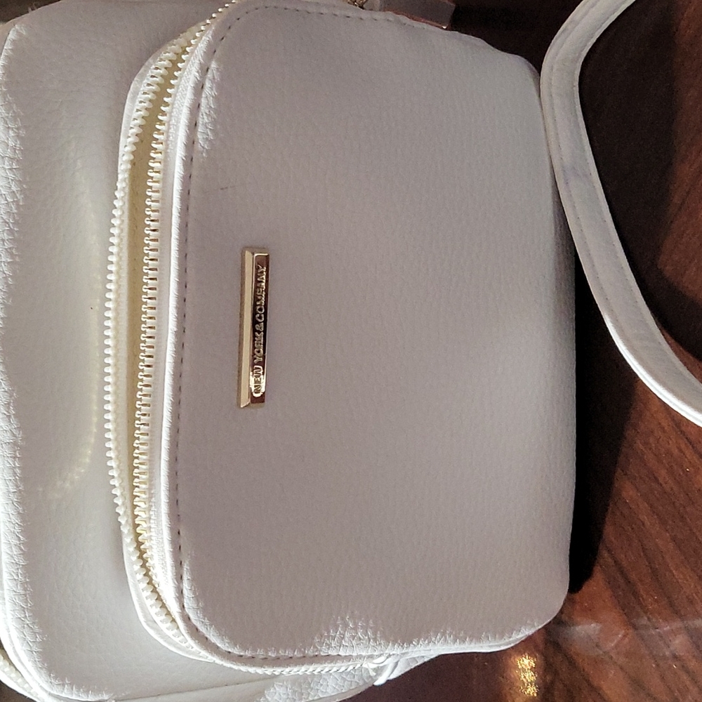 Purse - Picture 2 of 2